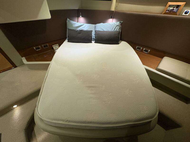 SKALYWAG VI 47ft Sea Ray Yacht For Sale SKALYWAG VI 47ft Sea Ray Yacht For Sale