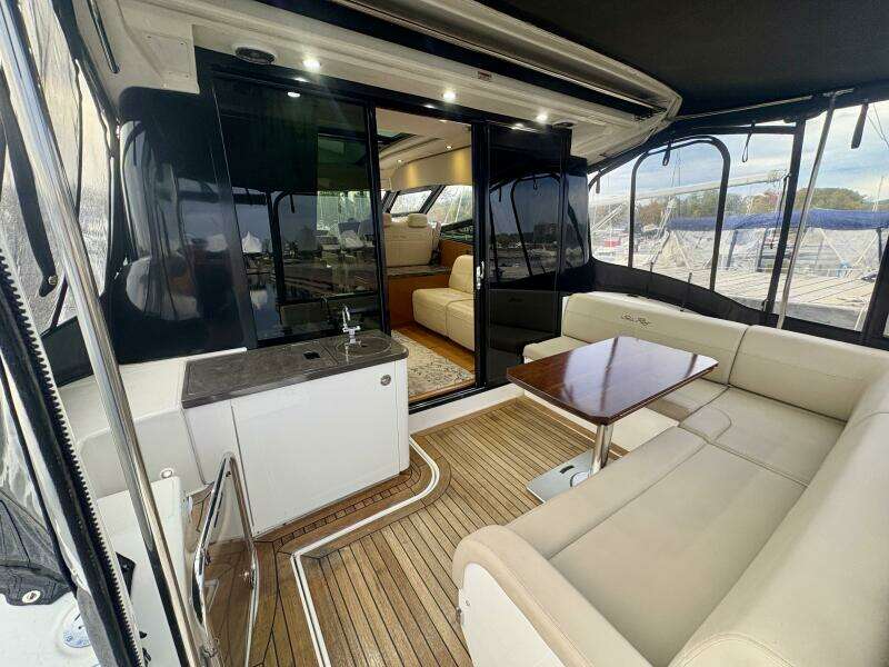SKALYWAG VI 47ft Sea Ray Yacht For Sale SKALYWAG VI 47ft Sea Ray Yacht For Sale