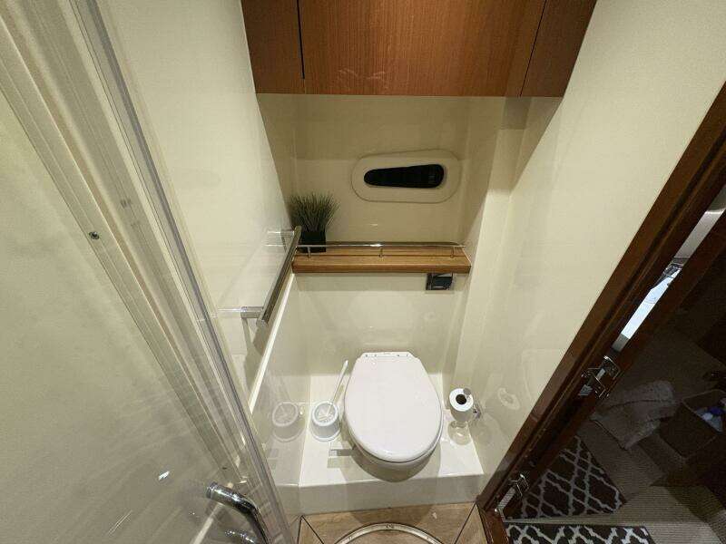 SKALYWAG VI 47ft Sea Ray Yacht For Sale SKALYWAG VI 47ft Sea Ray Yacht For Sale