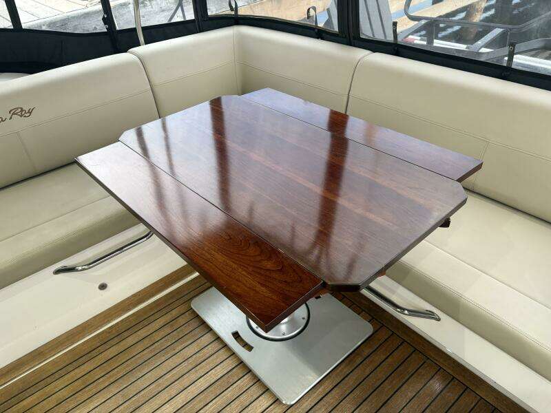 SKALYWAG VI 47ft Sea Ray Yacht For Sale SKALYWAG VI 47ft Sea Ray Yacht For Sale