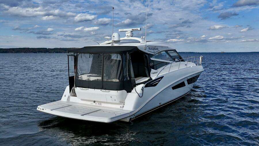 SKALYWAG VI 47ft Sea Ray Yacht For Sale SKALYWAG VI 47ft Sea Ray Yacht For Sale
