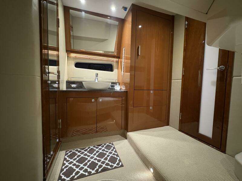 SKALYWAG VI 47ft Sea Ray Yacht For Sale SKALYWAG VI 47ft Sea Ray Yacht For Sale