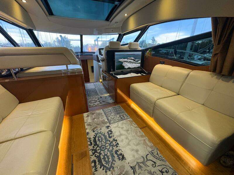 SKALYWAG VI 47ft Sea Ray Yacht For Sale SKALYWAG VI 47ft Sea Ray Yacht For Sale