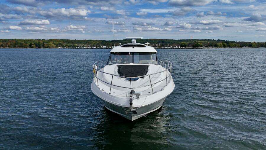 SKALYWAG VI 47ft Sea Ray Yacht For Sale SKALYWAG VI 47ft Sea Ray Yacht For Sale