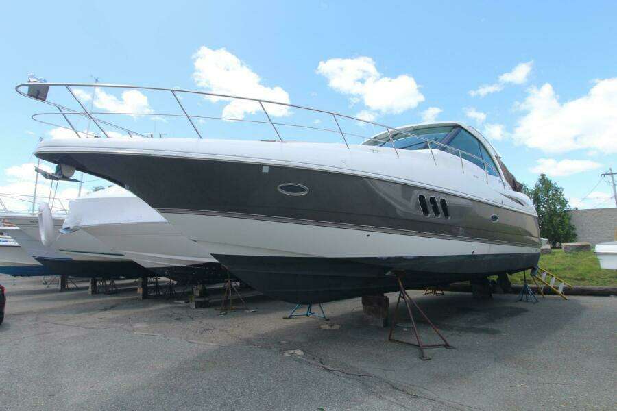 43ft Cruisers Yachts Yacht For Sale 43ft Cruisers Yachts Yacht For Sale