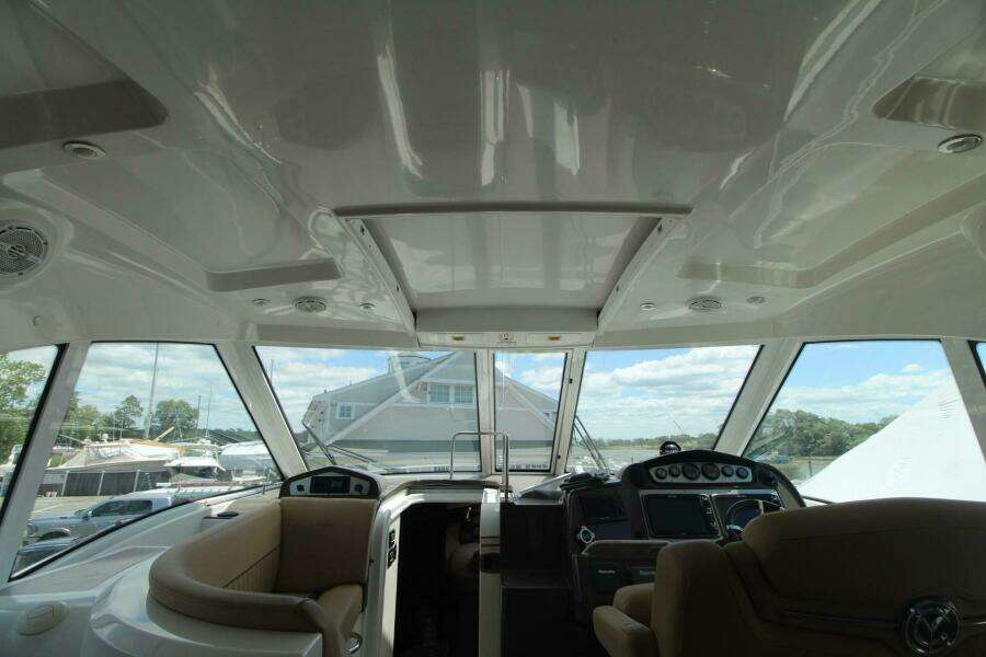 43ft Cruisers Yachts Yacht For Sale 43ft Cruisers Yachts Yacht For Sale