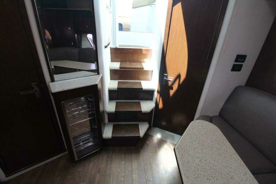 43ft Cruisers Yachts Yacht For Sale 43ft Cruisers Yachts Yacht For Sale