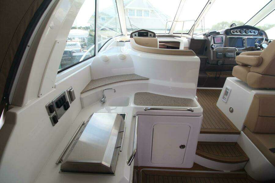 43ft Cruisers Yachts Yacht For Sale 43ft Cruisers Yachts Yacht For Sale
