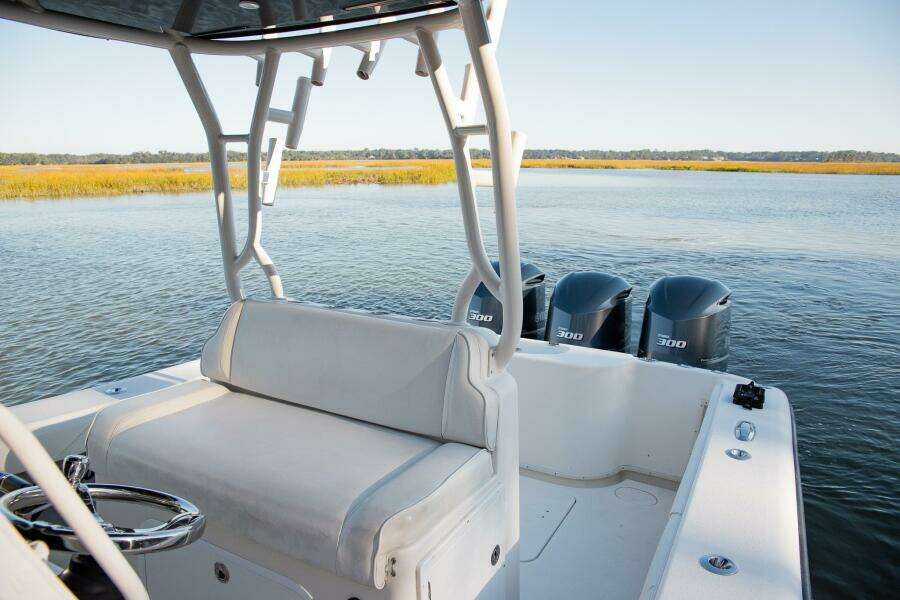 34ft Yellowfin Yacht For Sale