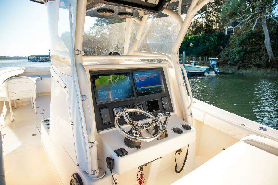 34ft Yellowfin Yacht For Sale