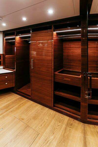 PAPILLON 95ft Bering Yacht For Sale PAPILLON 95ft Bering Yacht For Sale