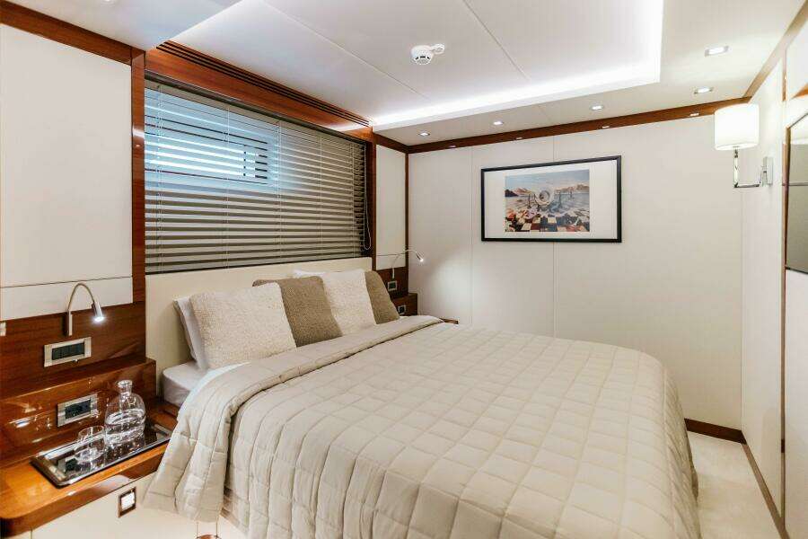 PAPILLON 95ft Bering Yacht For Sale PAPILLON 95ft Bering Yacht For Sale