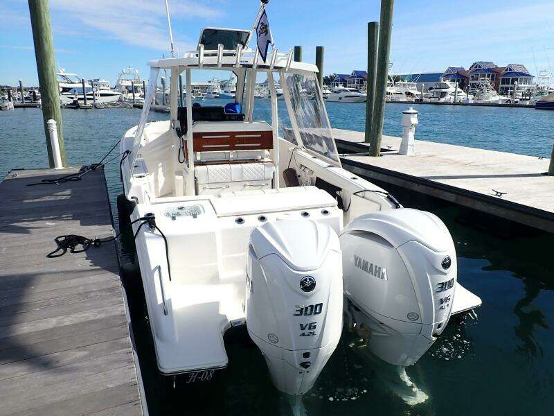 28ft Pursuit Yacht For Sale 28ft Pursuit Yacht For Sale