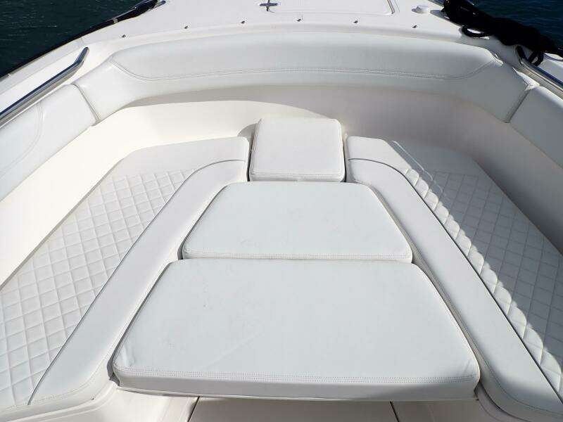 28ft Pursuit Yacht For Sale 28ft Pursuit Yacht For Sale
