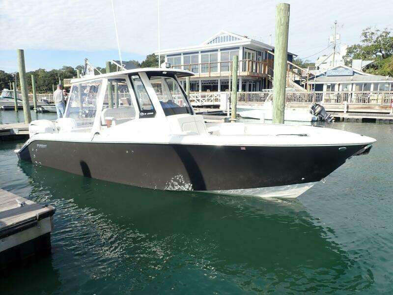 28ft Pursuit Yacht For Sale 28ft Pursuit Yacht For Sale
