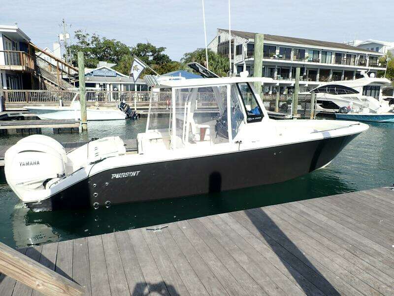 28ft Pursuit Yacht For Sale 28ft Pursuit Yacht For Sale