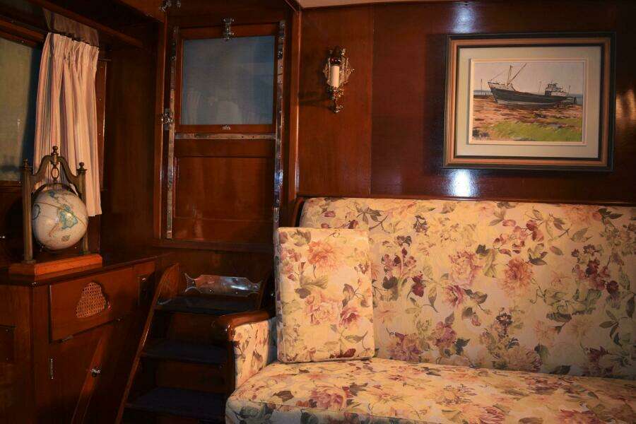 Allez 48ft Chris Craft Yacht For Sale