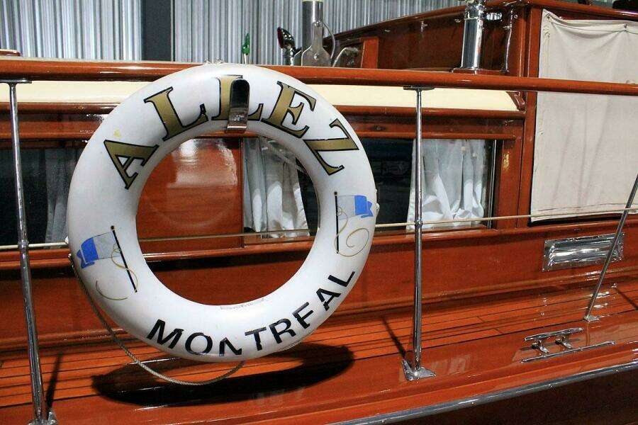 Allez 48ft Chris Craft Yacht For Sale