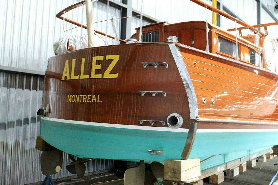Allez 48ft Chris Craft Yacht For Sale