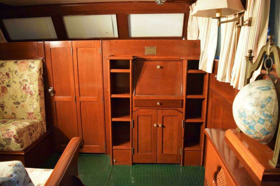 Allez 48ft Chris Craft Yacht For Sale