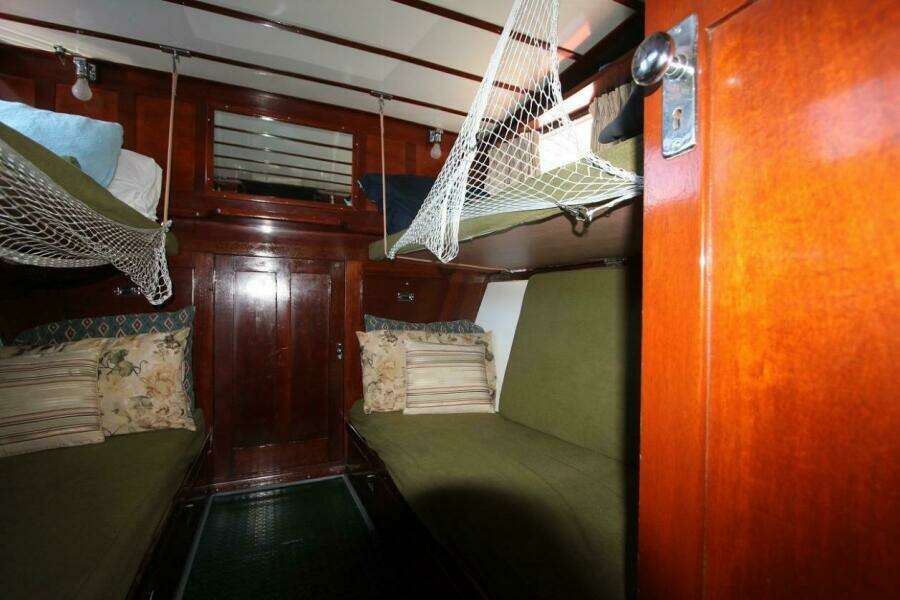 Allez 48ft Chris Craft Yacht For Sale