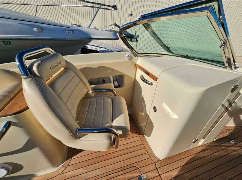 25ft Chris Craft Yacht For Sale