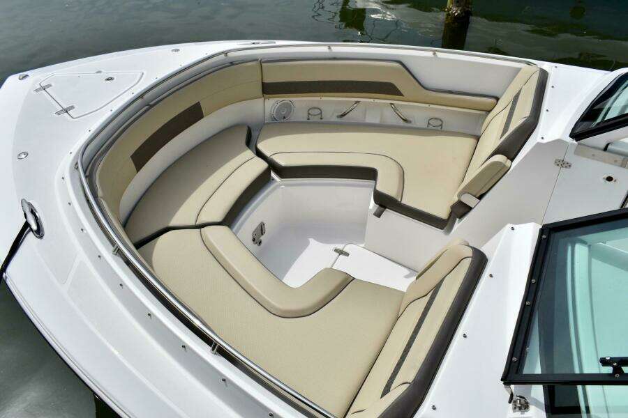 In Pursuit 32ft Pursuit Yacht For Sale In Pursuit 32ft Pursuit Yacht For Sale