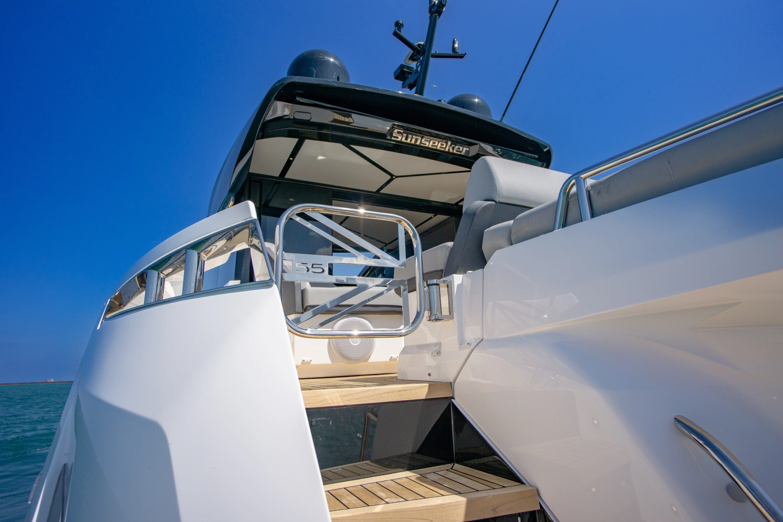 2025 Sunseeker 55 Predator
