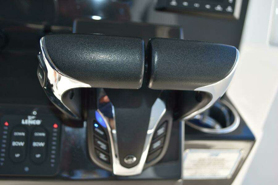 26ft Pursuit Yacht For Sale 26ft Pursuit Yacht For Sale