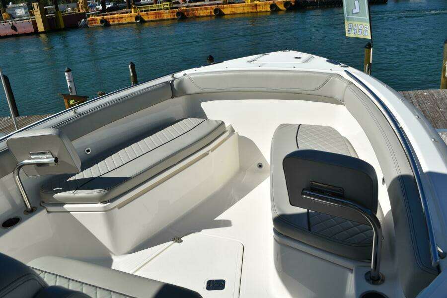 26ft Pursuit Yacht For Sale 26ft Pursuit Yacht For Sale