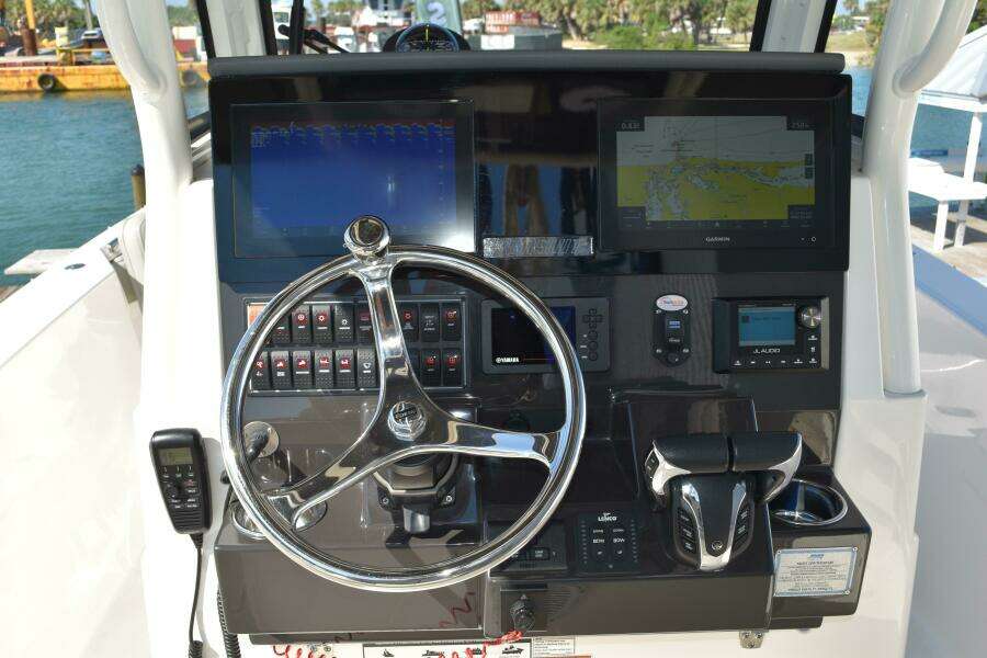 26ft Pursuit Yacht For Sale 26ft Pursuit Yacht For Sale