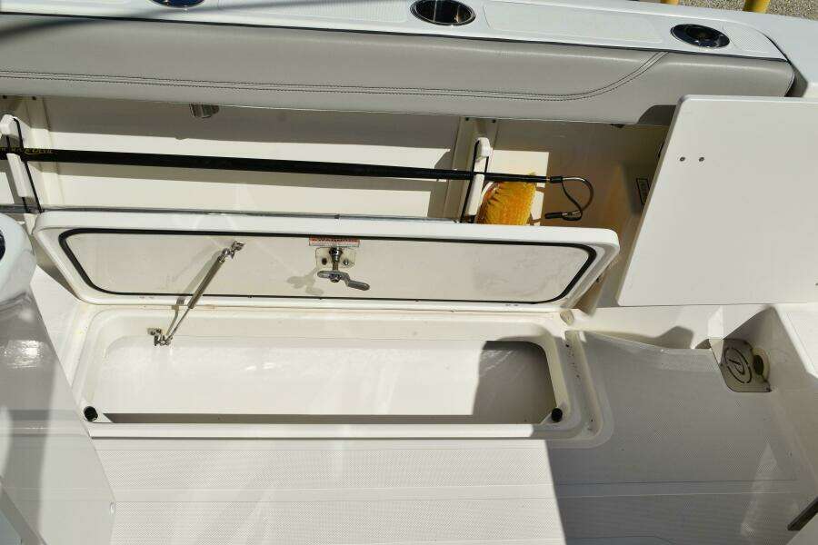 26ft Pursuit Yacht For Sale 26ft Pursuit Yacht For Sale
