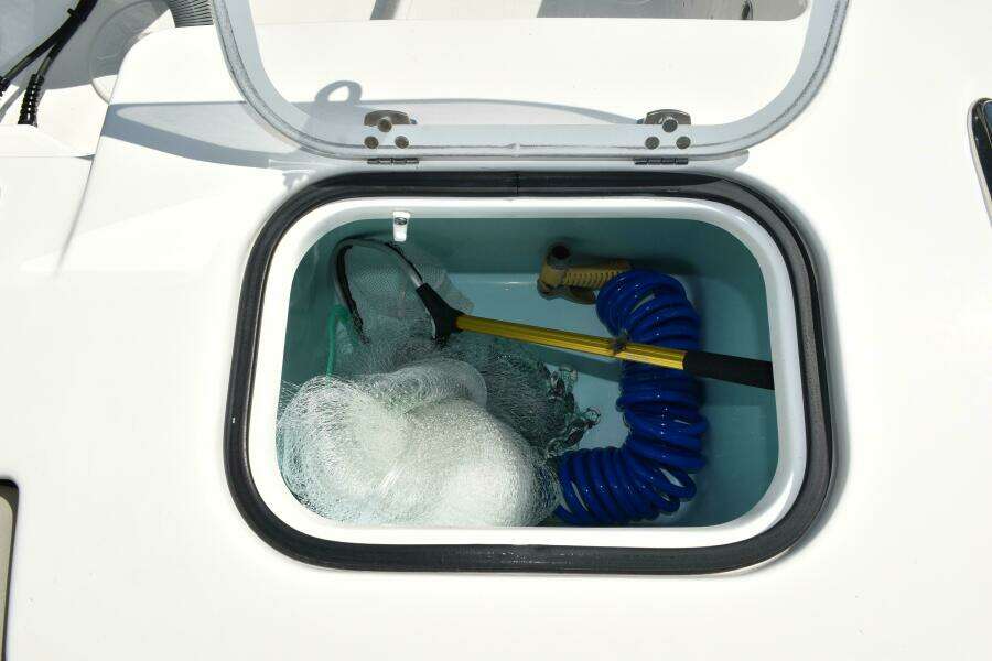 26ft Pursuit Yacht For Sale 26ft Pursuit Yacht For Sale