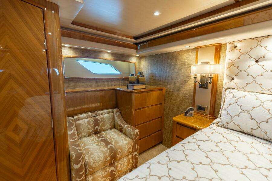 2013 Viking 76 Convertible- REEL FIRE- Master Stateroom