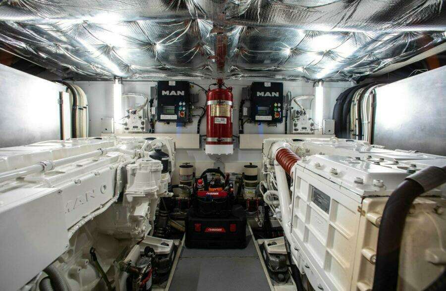 ACQUA 55ft MAN Yacht For Sale ACQUA 55ft MAN Yacht For Sale