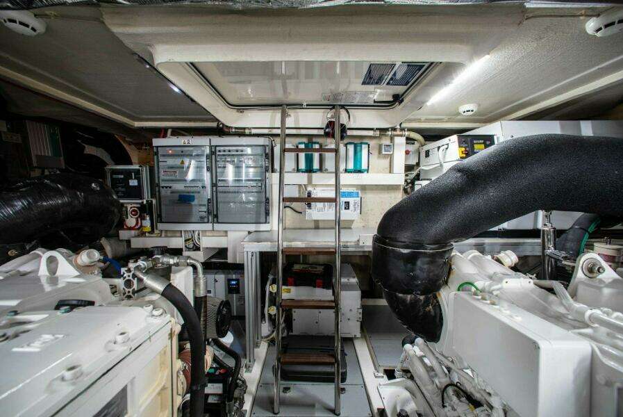 ACQUA 55ft MAN Yacht For Sale ACQUA 55ft MAN Yacht For Sale