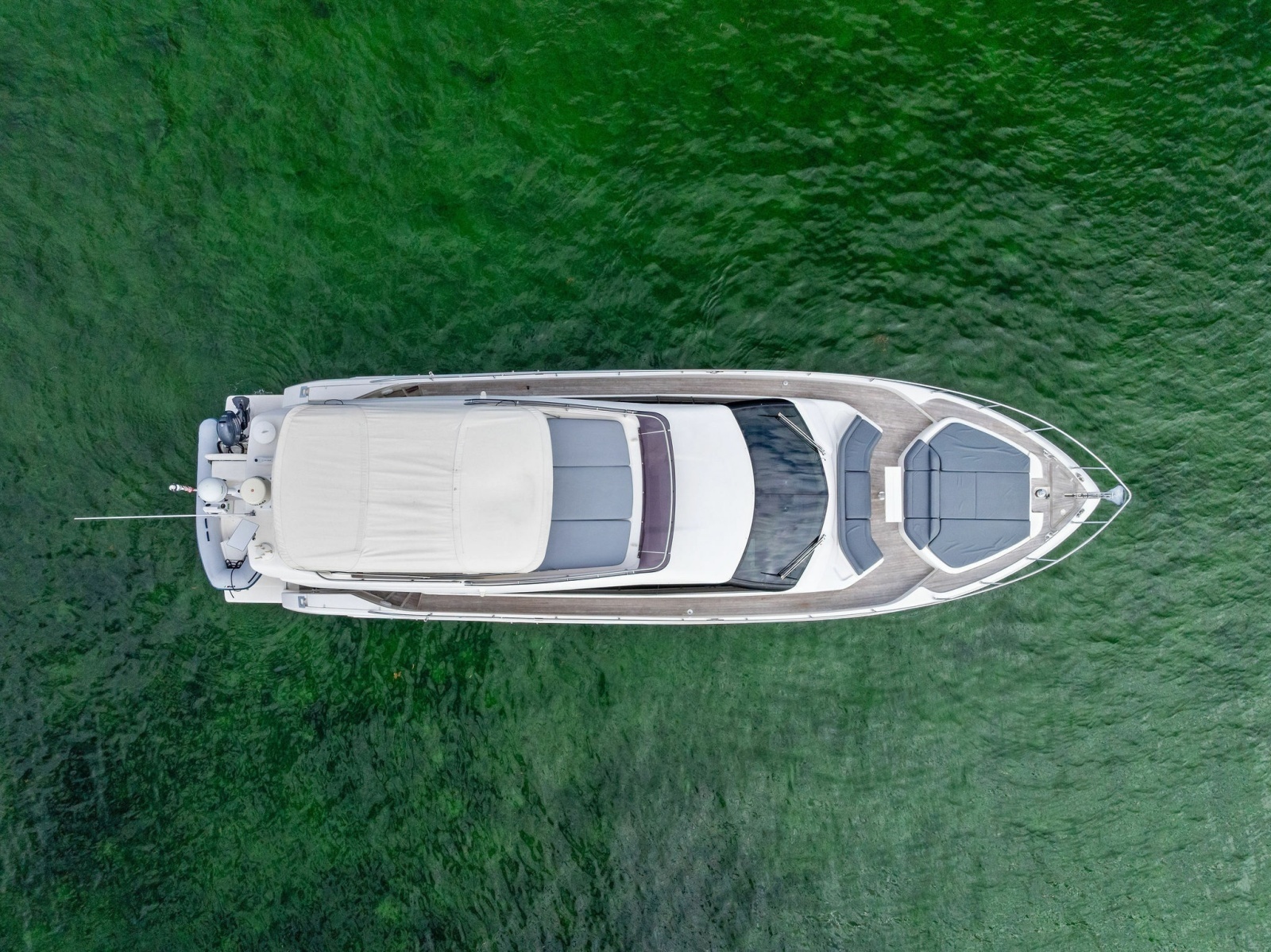 2018 Ferretti Yachts 800