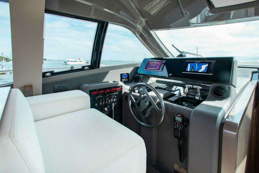 ACQUA 55ft MAN Yacht For Sale ACQUA 55ft MAN Yacht For Sale