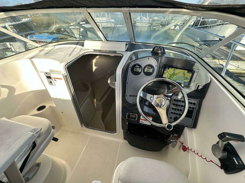 23ft Wellcraft Yacht For Sale