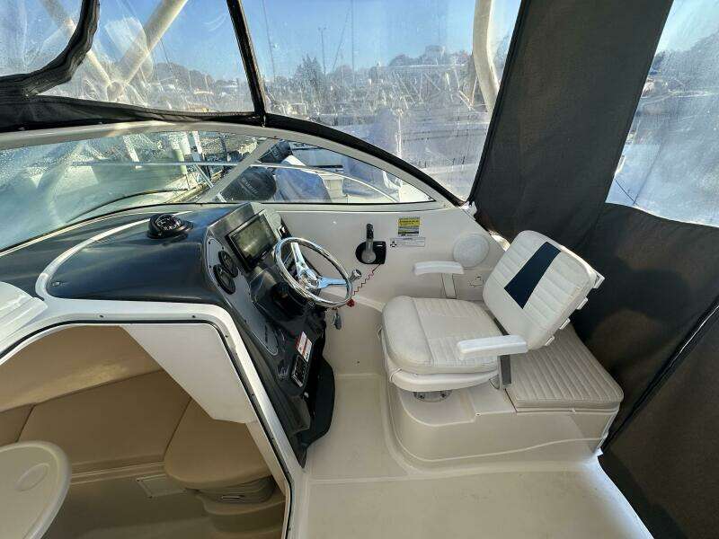 23ft Wellcraft Yacht For Sale