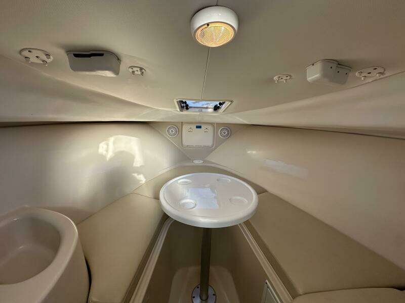 23ft Wellcraft Yacht For Sale