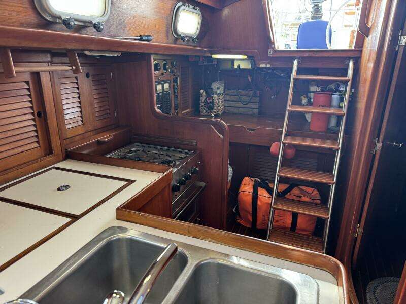 Maratime 41ft Bristol Yacht For Sale Maratime 41ft Bristol Yacht For Sale