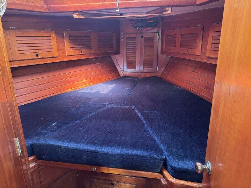 Maratime 41ft Bristol Yacht For Sale Maratime 41ft Bristol Yacht For Sale