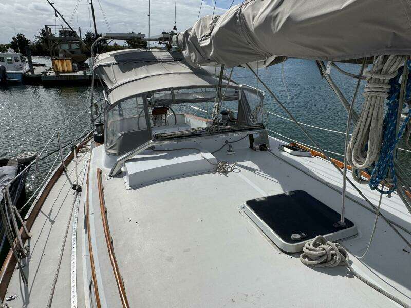 Maratime 41ft Bristol Yacht For Sale Maratime 41ft Bristol Yacht For Sale