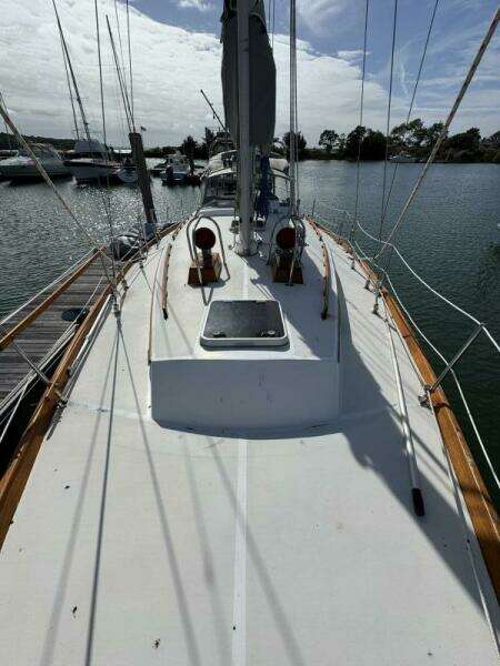 Maratime 41ft Bristol Yacht For Sale Maratime 41ft Bristol Yacht For Sale
