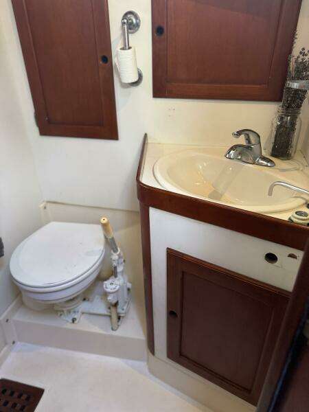 Maratime 41ft Bristol Yacht For Sale Maratime 41ft Bristol Yacht For Sale