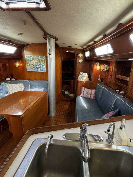 Maratime 41ft Bristol Yacht For Sale Maratime 41ft Bristol Yacht For Sale