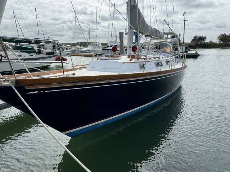 Maratime 41ft Bristol Yacht For Sale Maratime 41ft Bristol Yacht For Sale