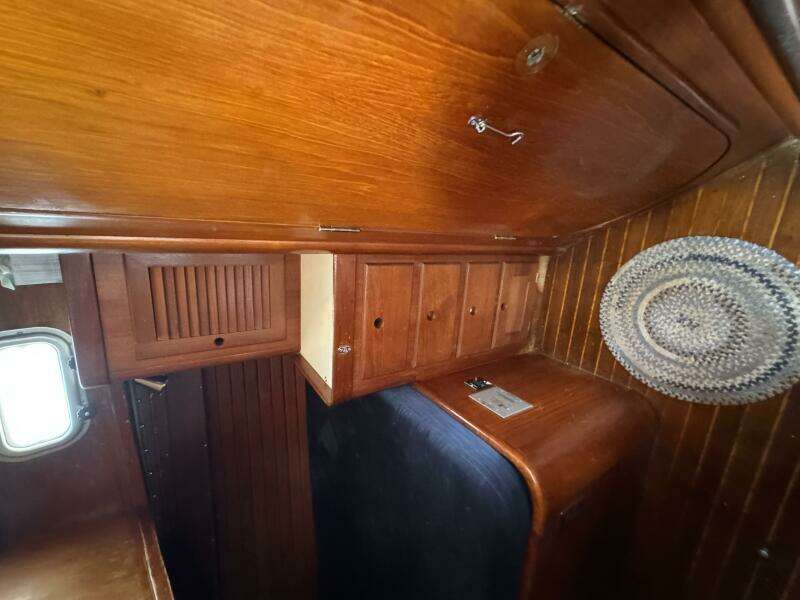 Maratime 41ft Bristol Yacht For Sale Maratime 41ft Bristol Yacht For Sale