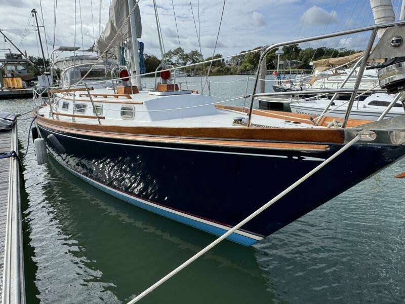 Maratime 41ft Bristol Yacht For Sale Maratime 41ft Bristol Yacht For Sale